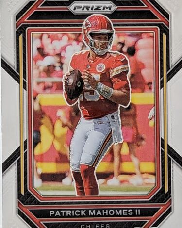 Patrick Mahomes Prizm card